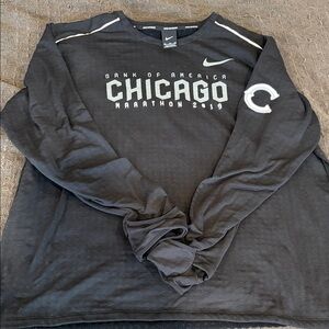 Nike Black Chicago Marathon Running top